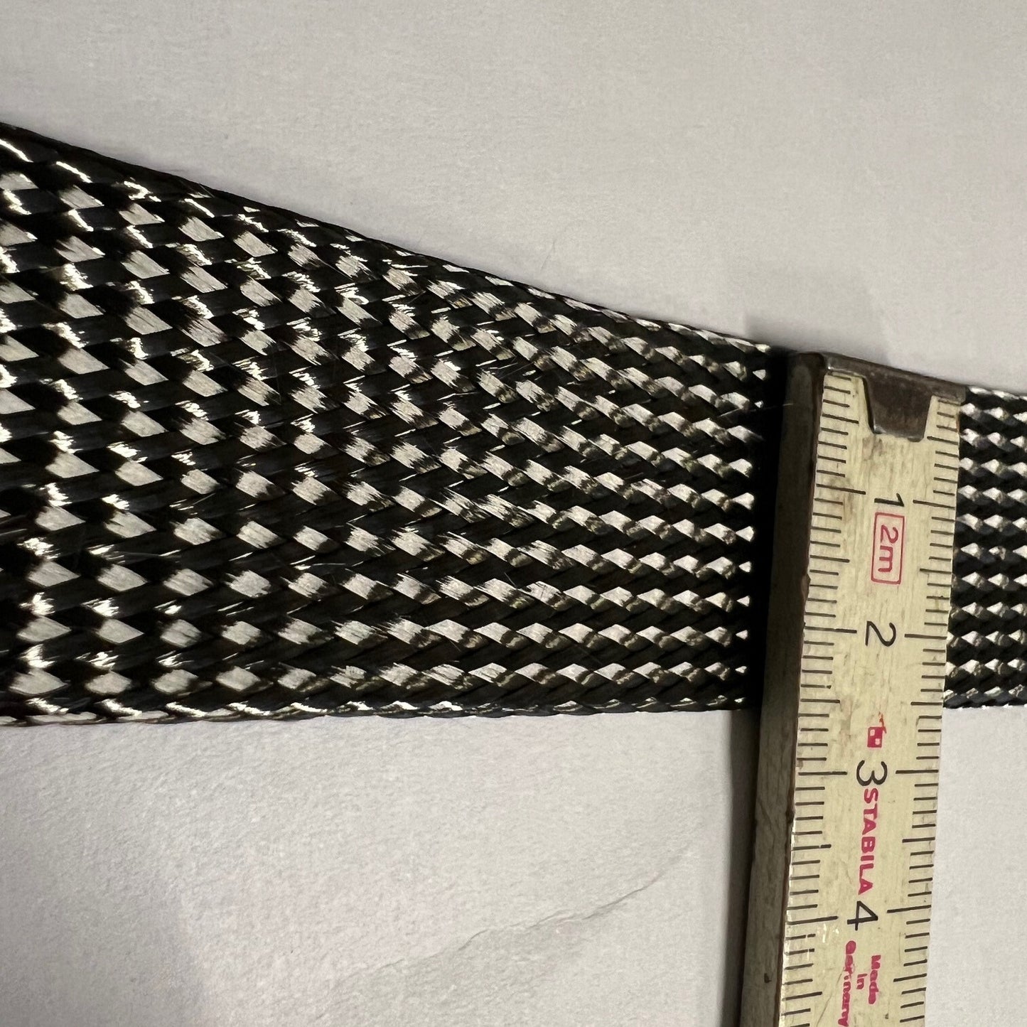 25m CFK Flechtschlauch Kohlefasergeflechtschlauch 20g/m, D=20-40mm - Bieber-Flytec